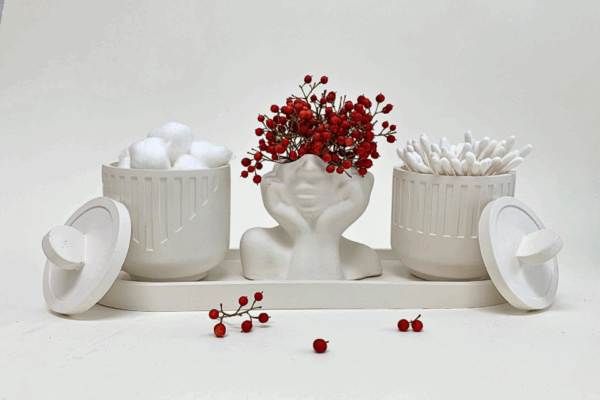 Figure Vase - Image 4