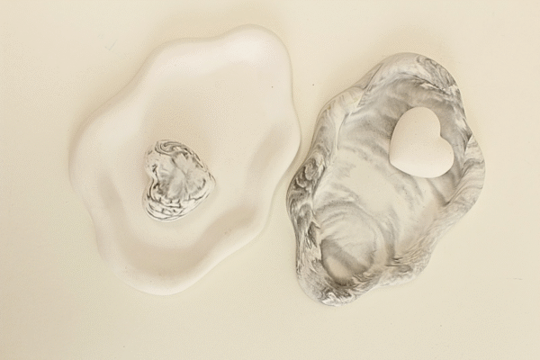Cloud-shaped Tray - Image 3