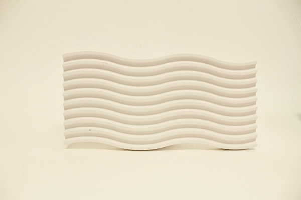 Wavy-shaped Tray